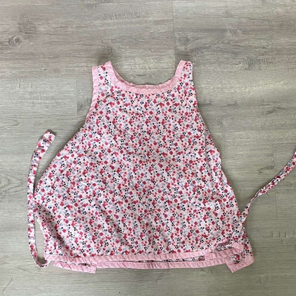 Vintage Handmade Girls floral Kitchen Apron size 4-6